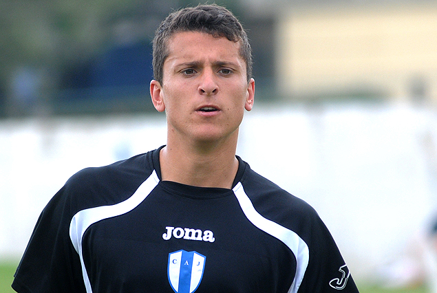 Emiliano Romero estará en el equipo frente a VillaEspañola.