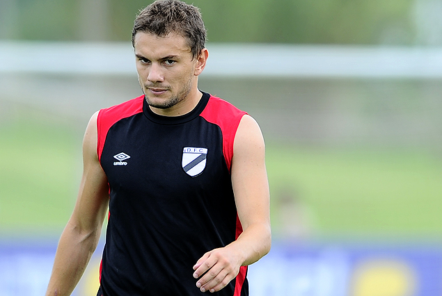 Gonzalo Barreto, la cuota de gol ante Nacional.