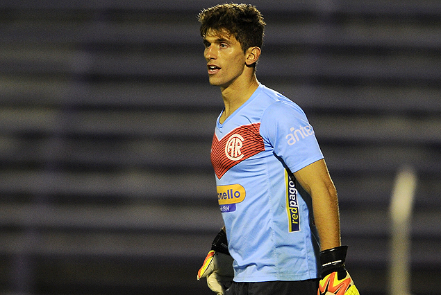 El arquero Martín Tejera se fue de Rentistas a Deportivo Quevedo de Ecuador.