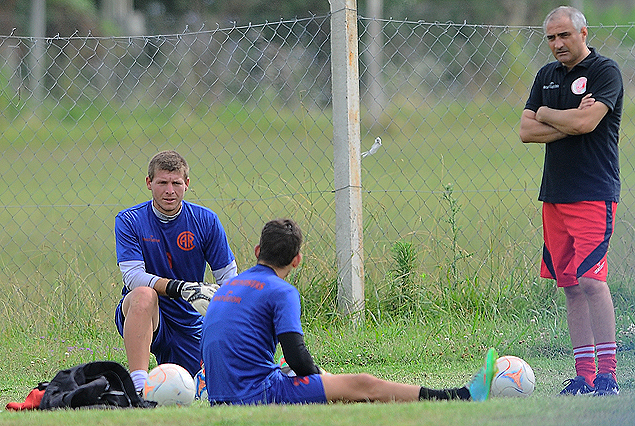 Sergio Navarro, flamante entrenador de arqueros de Rentistas.