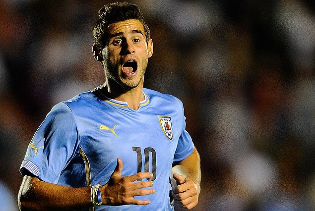Gastón Pereiro se llena la boca de gol en el festejo del segundo uruguayo. El mejor.