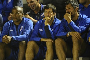 Ribair Rodriguez, Ignacio González y Gustavo Munúa en la Tribuna América.
