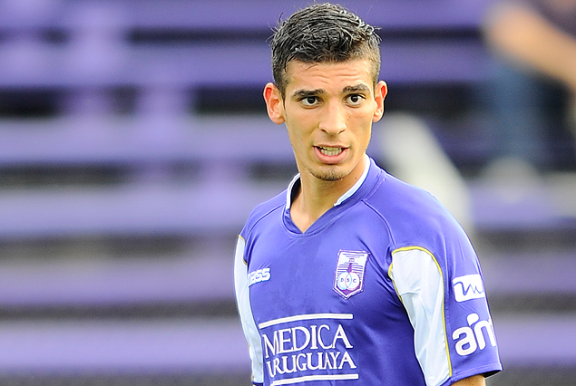 Tenfield.com » Defensor Sporting: Se perfila Rabuñal en oncena; Giorgian sigue en dulce espera