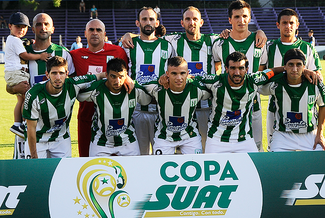 Racing define la Copa Suat con Defensor Sporting en el Estadio Luis Franzini.