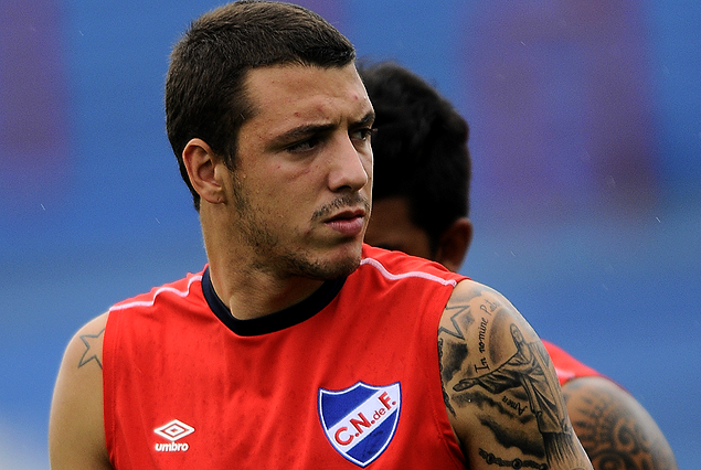 Renzo López, entrena por ahora en Nacional, pero llegará a los cerveceros, por el pase de Cristian Tabo a los albos.