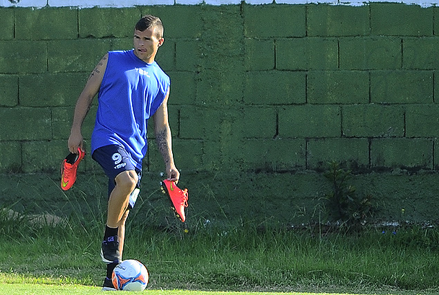 Cristian Tabo entrenó por el martes en Racing y se despidió con la ilusión de su nuevo destino tricolor. 