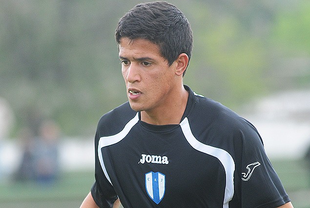 Rodrigo Viega presenta una contractura. 