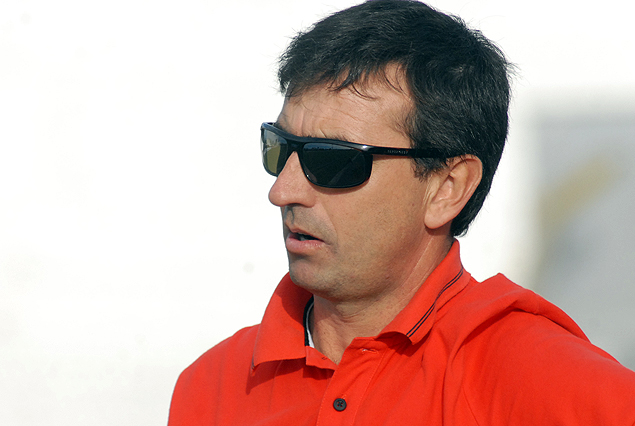 Profesor Jorge Castelli, técnico de Tacuarembó.