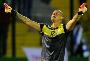 Recibió el premio al mejor arquero del Torneo Sudamericano Sub 20.