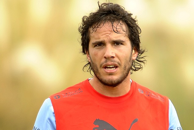 Alvaro "Tata" González.