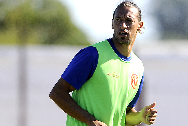 Richard Porta en los rojos frente a Nacional. 