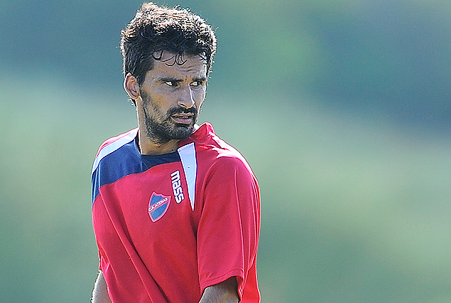 Michel Acosta, la única variante que ensaya Edgardo Arias, frente a Racing. 