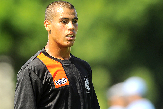 Alex Silva golpeado en el "bohemio".