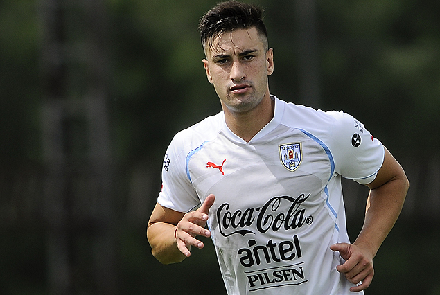 Eric Cabaco, defensa de Rentistas afectado a la selección uruguaya Sub 20.