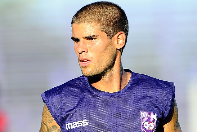 Federico Gino trabajó diferenciado, pero llegaría sin problemas para el sábado. 