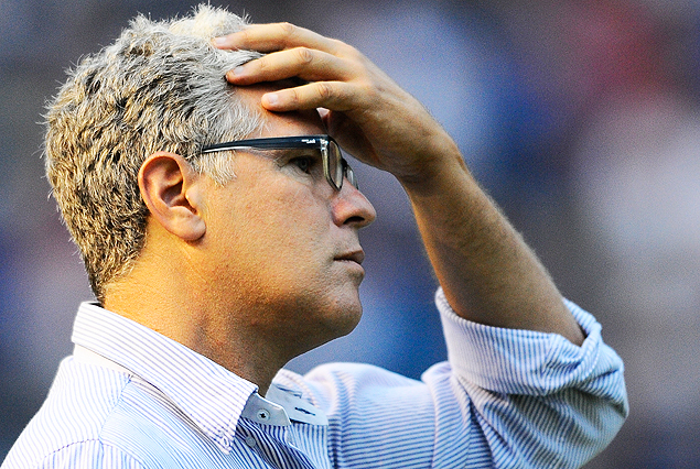 Alvaro Gutiérrez, el técnico de Nacional, y la derrota que deja el nuevo dolor de cabeza.