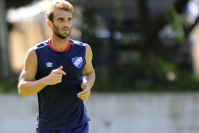Iván Alonso se probó con gol apuntando al retorno a los once. 
