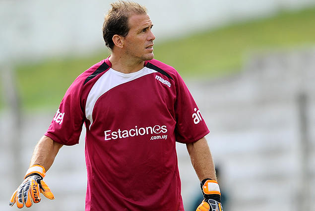 Martín Barlocco en el arco de Atenas.