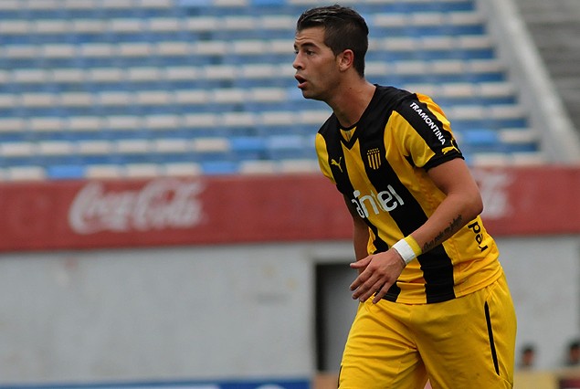 Gianni Rodríguez debutó oficialmente en Peñarol.