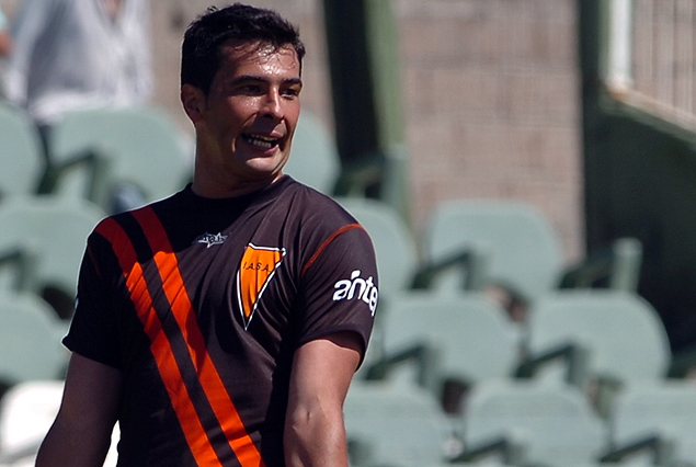 Bryan Aldave, vuelve al club que lo supo tener como goleador, cuando el último ascenso.