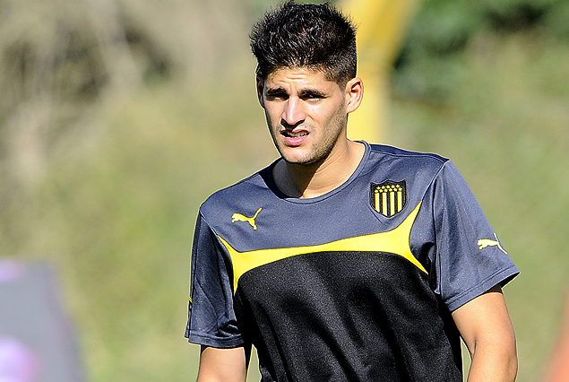 Emilio Mac Eachen en sanidad por la inflamación de rodilla.