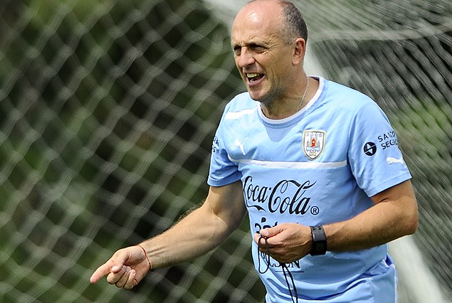 Fabián Coito, seleccionador uruguayo Sub 20. 