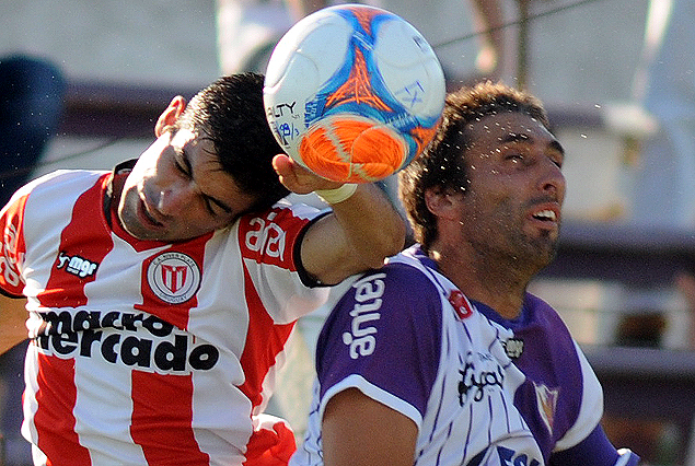 Michael Santos e Ignacio Pallas en plena batalla en el juego aéreo.
