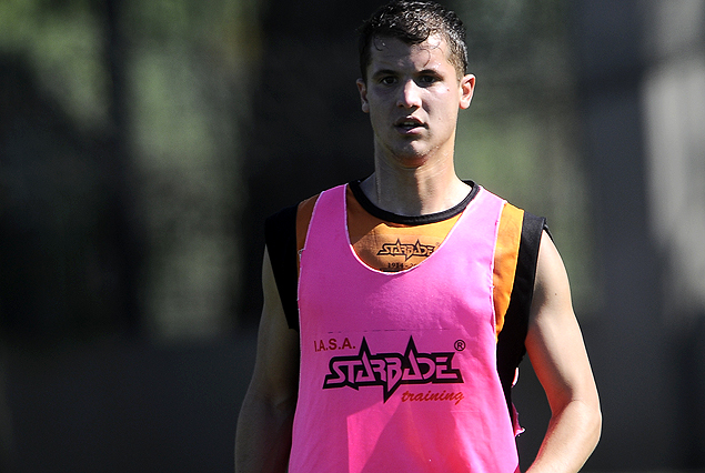 Gastón Díaz, con la confianza de Jorge Vivaldo, una vez mas titular en el equipo anaranjado.