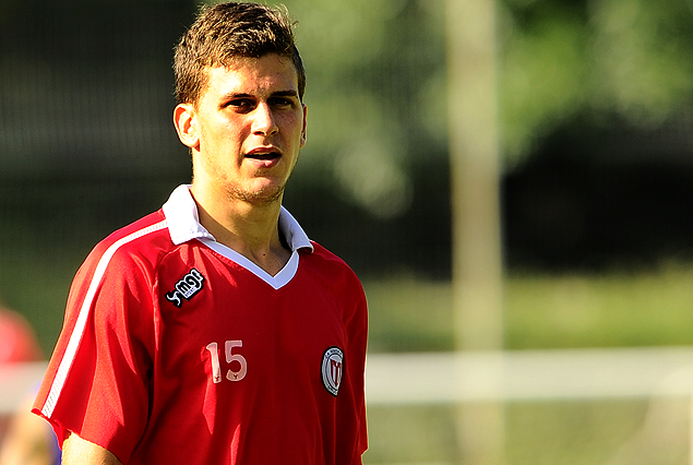 Leandro Rodríguez a estudio por la contractura.