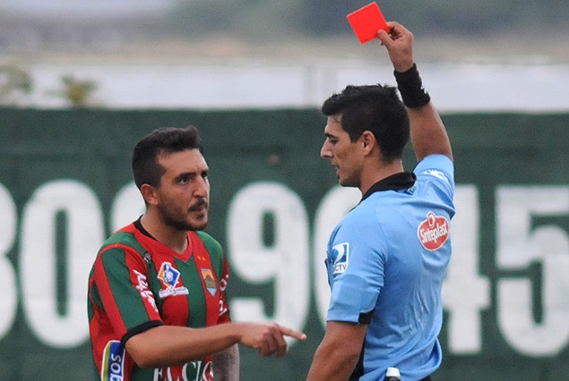 Marcel Román es uno de los jugadores que se beneficiaría, pudiendo jugar ante Atenas el miércoles 1° de abril.