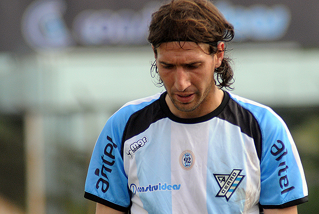 Rodrigo Canosa será baja por la quinta amarilla.