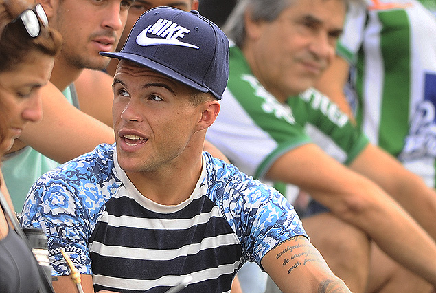 Cristian Tabó con la parcialidad cervecera