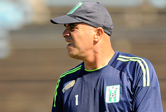 Jorge Contreras estará a la orden de Darío Larrosa.