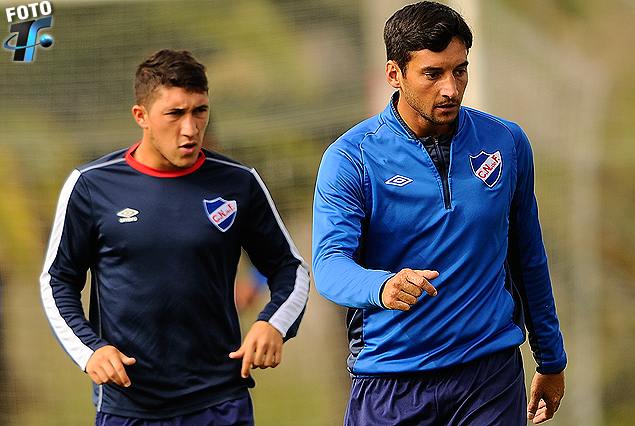 Alfonso Espino y Gonzalo Porras a la cancha en Los Céspedes y el domingo en el Estadio Centenario. 