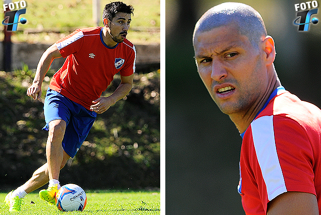 Jorge Fucile arrancó en la cancha, con pelota al pie el martes en Los Céspedes;  el nuevo "Nacho" González rapado. 