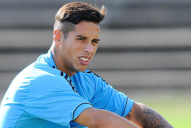 Jesús Trindade al banco tras la habilitación de Agustín Gutiérrez.