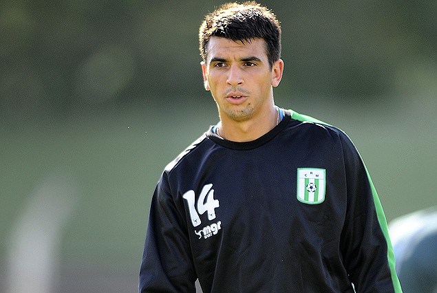 Carlos Daniel Acosta es posible cambio en ataque. 