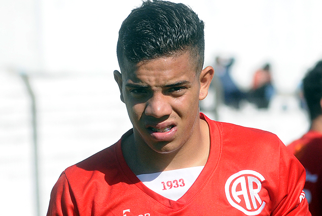 David Terans, finalizó con una molestia de aductor. Hay que esperar.