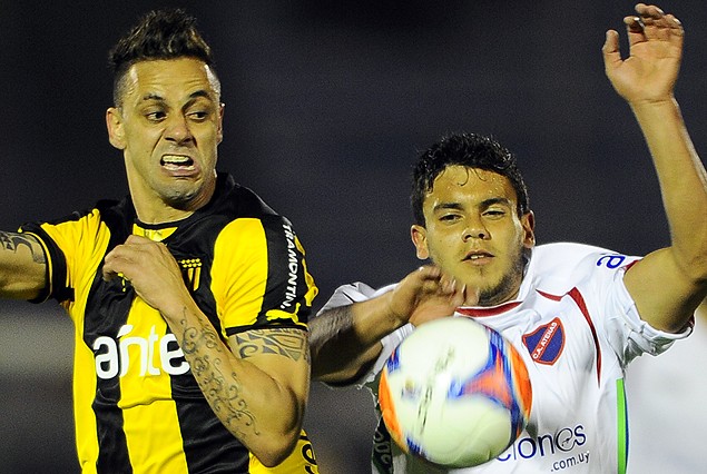 Atenas y Peñarol juegan el domingo en el Estadio Domingo Burgueño de Maldonado.