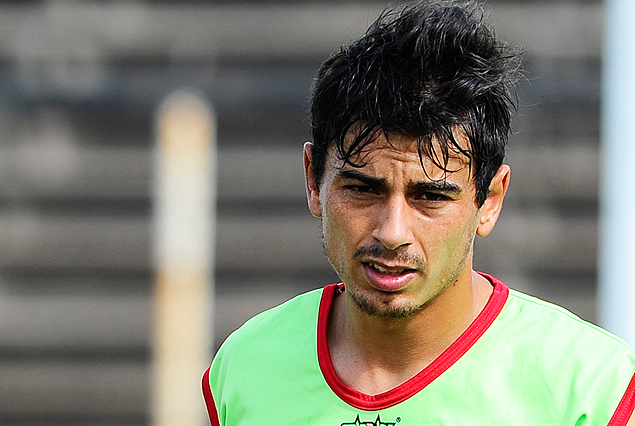 Marcos González, sin el alta de sanidad, perso se estima llega al duelo con los carolinos.