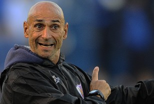 Rosario Martínez, el técnico de Fénix.