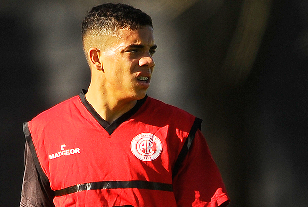 David Terans, y una nueva chance de mostrar sus buenas condiciones de goleador.