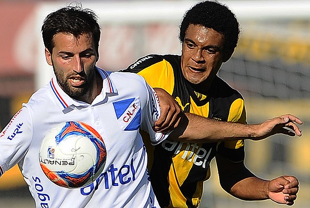 Nacional y Peñarol empataron 2:2 en Tercera División. 