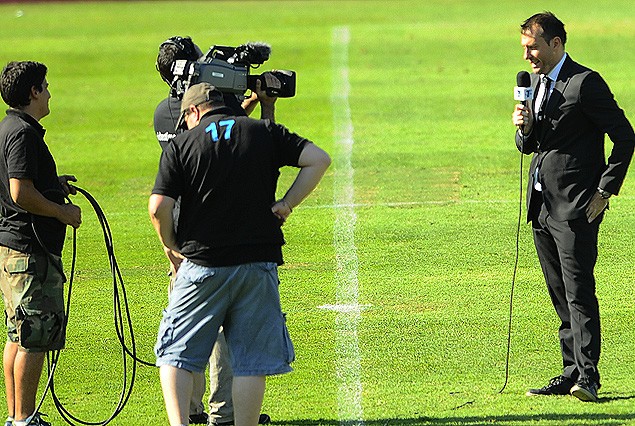 El trabajo incesante de los camarografos de VTV. 