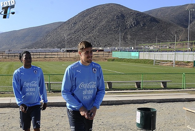 Sebastián Coates y Abel Hernández, los cambios del Maestro Tabárez