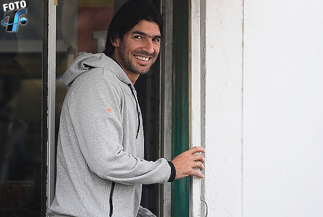 Sebastián Abreu volvió con alegría Los Céspedes el martes de exámenes médicos y abrió la puerta. 