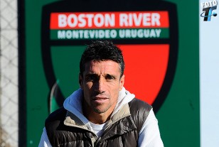 El ascenso: "Tenemos que estar atentos los noventa o los ciento veinte minutos".