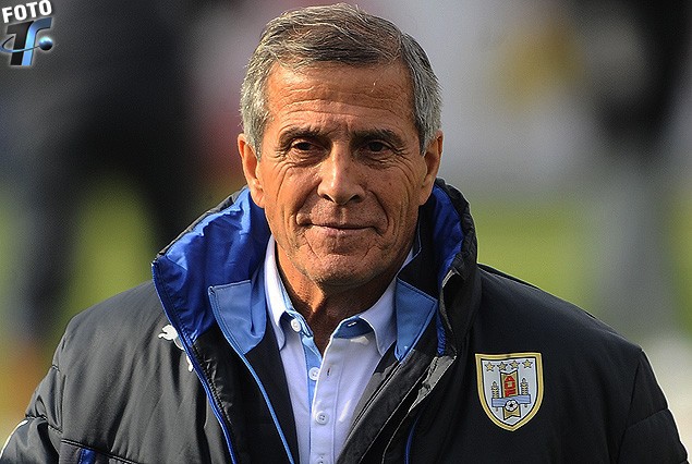 “Chile es un equipo desbalanceado intencionalmente hacia al ataque”, dijo Oscar Tabárez.