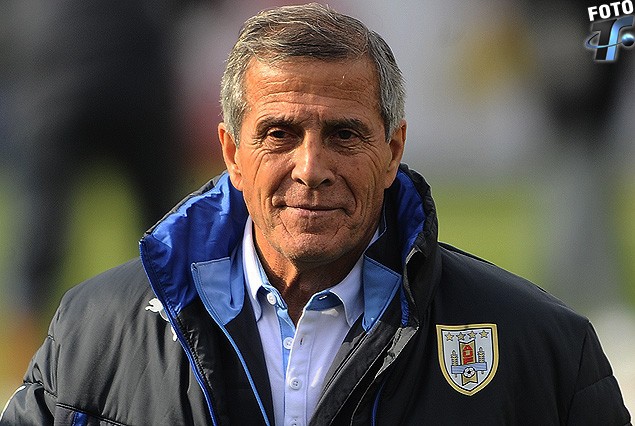 “Chile es un equipo desbalanceado intencionalmente hacia al ataque”, dijo Oscar Tabárez.
