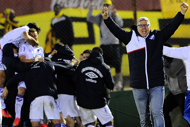 "Hicimos un juramento y lo cumplimos", dijo un emocionado Alvaro Gutiérrez que celebró de cara a la hinchada tricolor.
